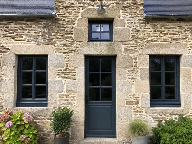 Fenêtres bois neuves, après pose, Pontrieux